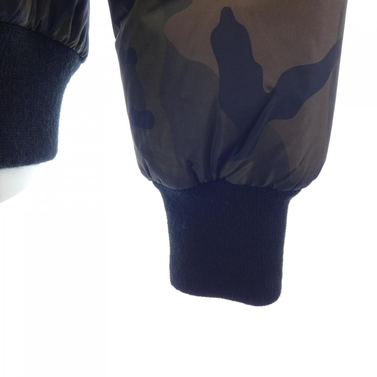 モンクレール MONCLER ダウンジャケット