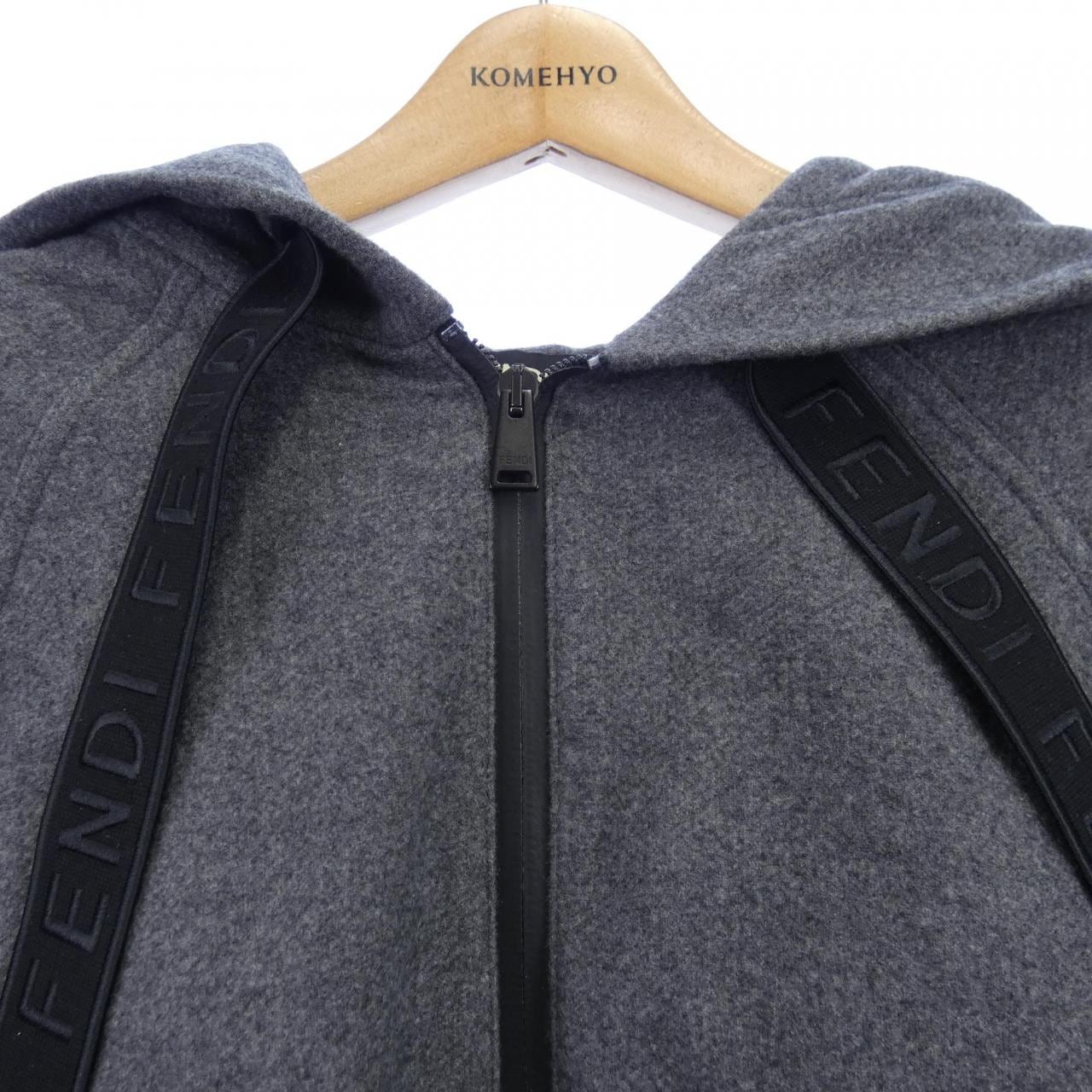 フェンディ FENDI パーカー