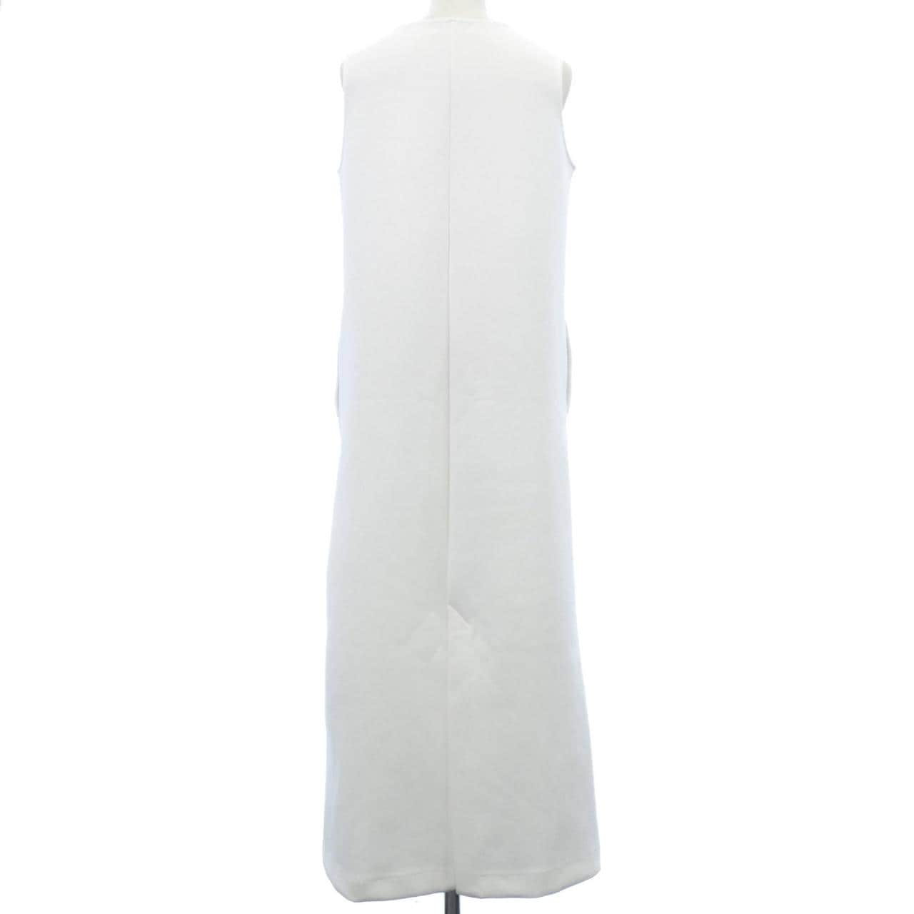 エミ emmi セットアップ