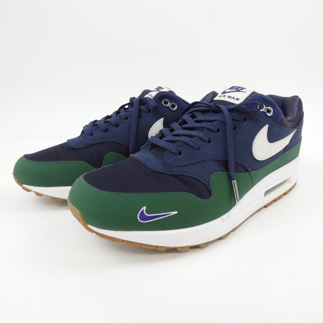 ナイキ NIKE スニーカー