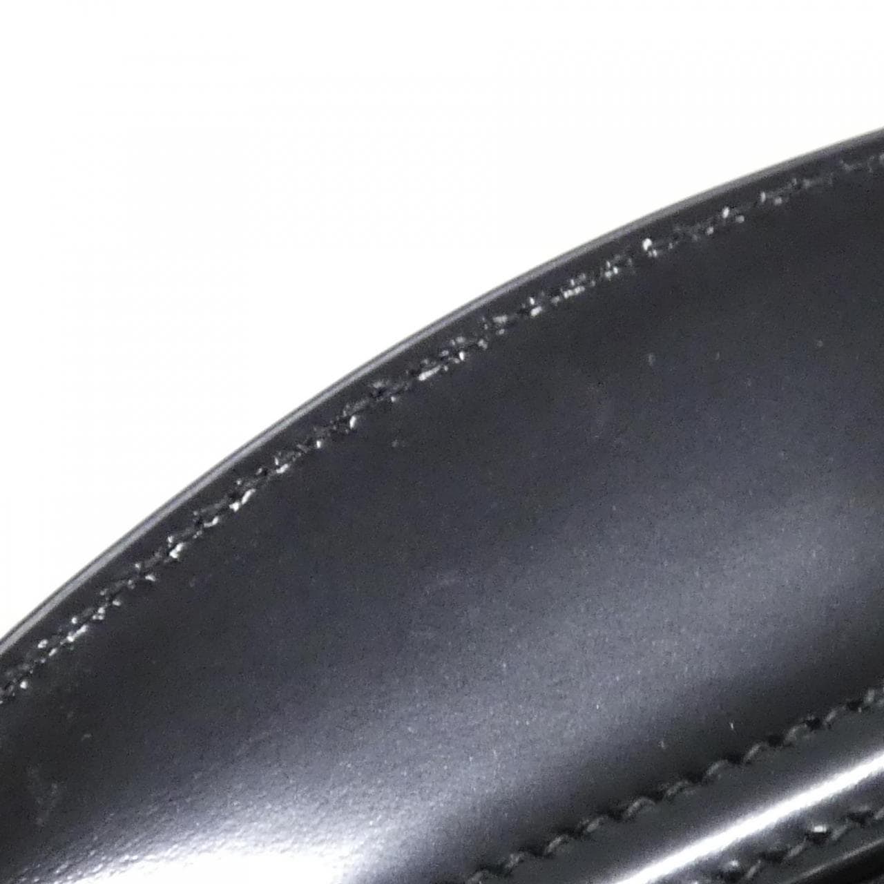 サルヴァトーレフェラガモ 21 8341 バッグ