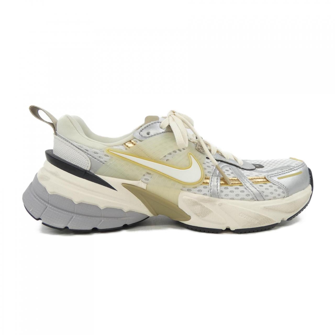 ナイキ NIKE HJ7245-100 スニーカー