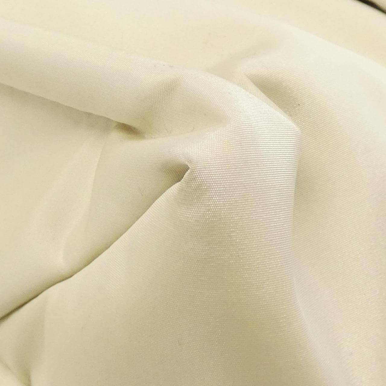 クロエ ウッディー ミディアム トート CHC23WS383 L41 バッグ