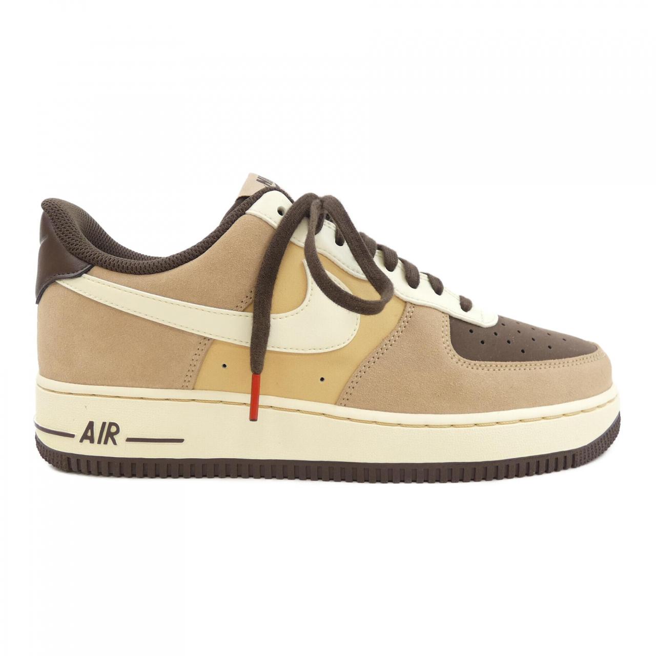 ナイキ NIKE スニーカー