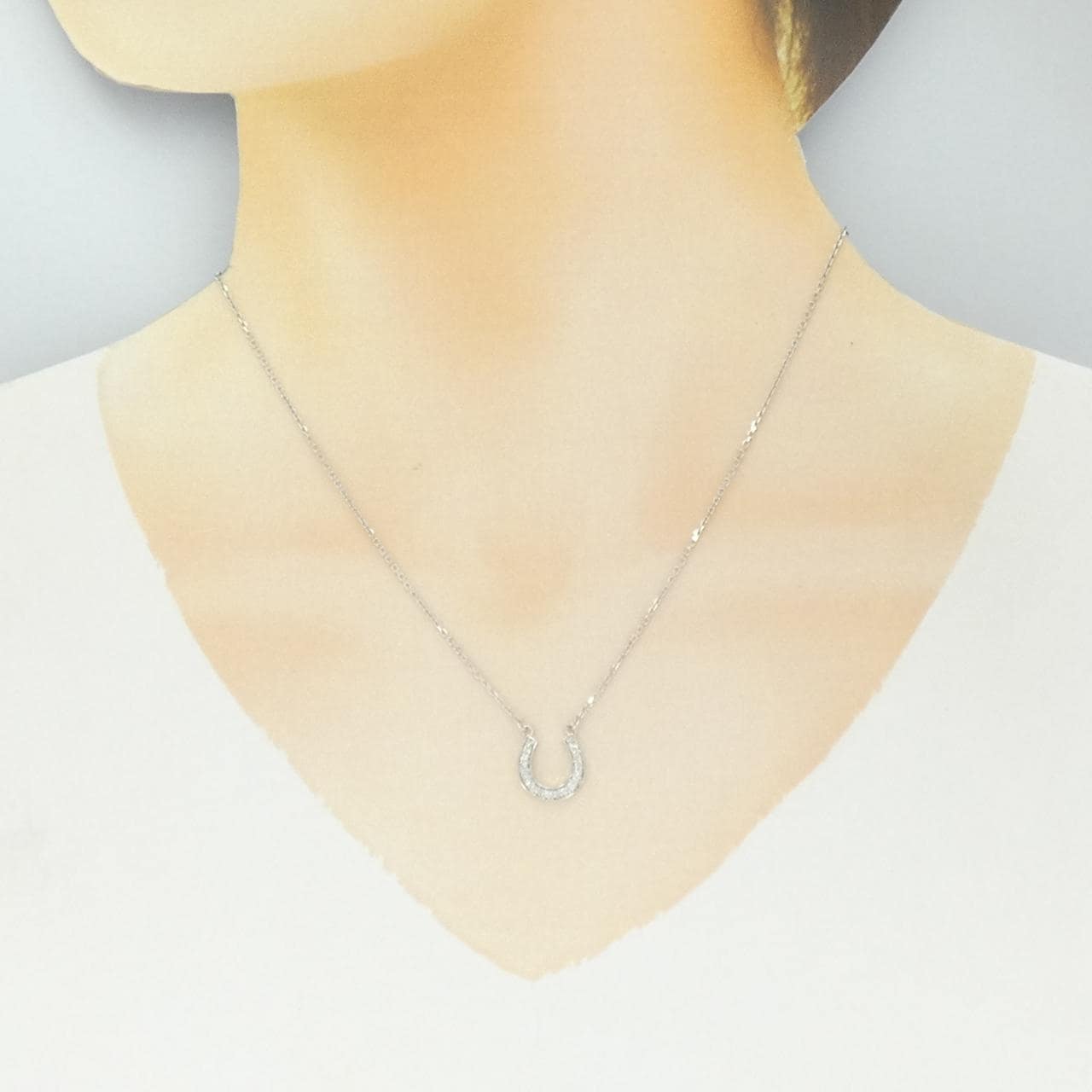 K18WG ホースシュー ダイヤモンド ネックレス 0.18CT