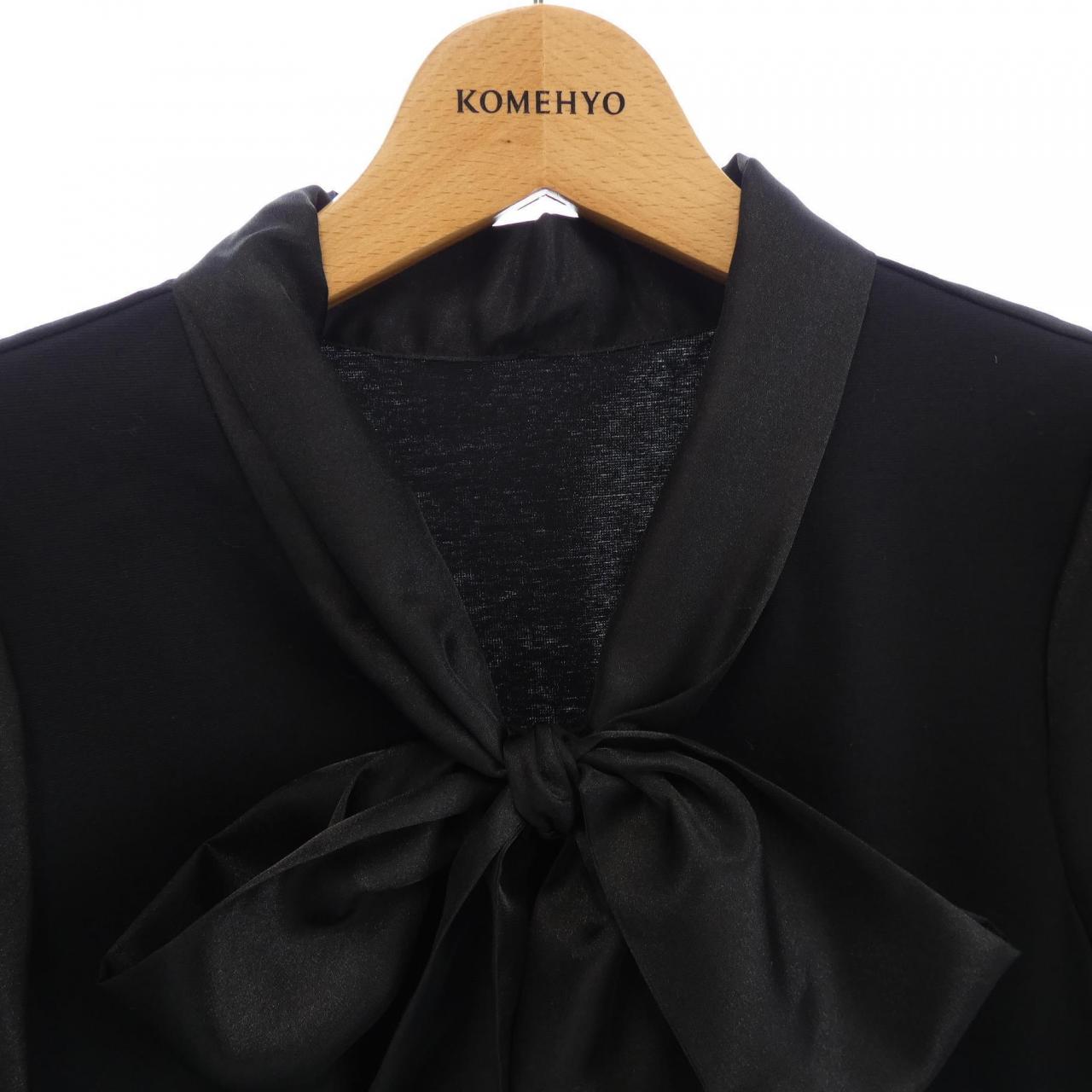 トゥービーシック TO BE CHIC トップス