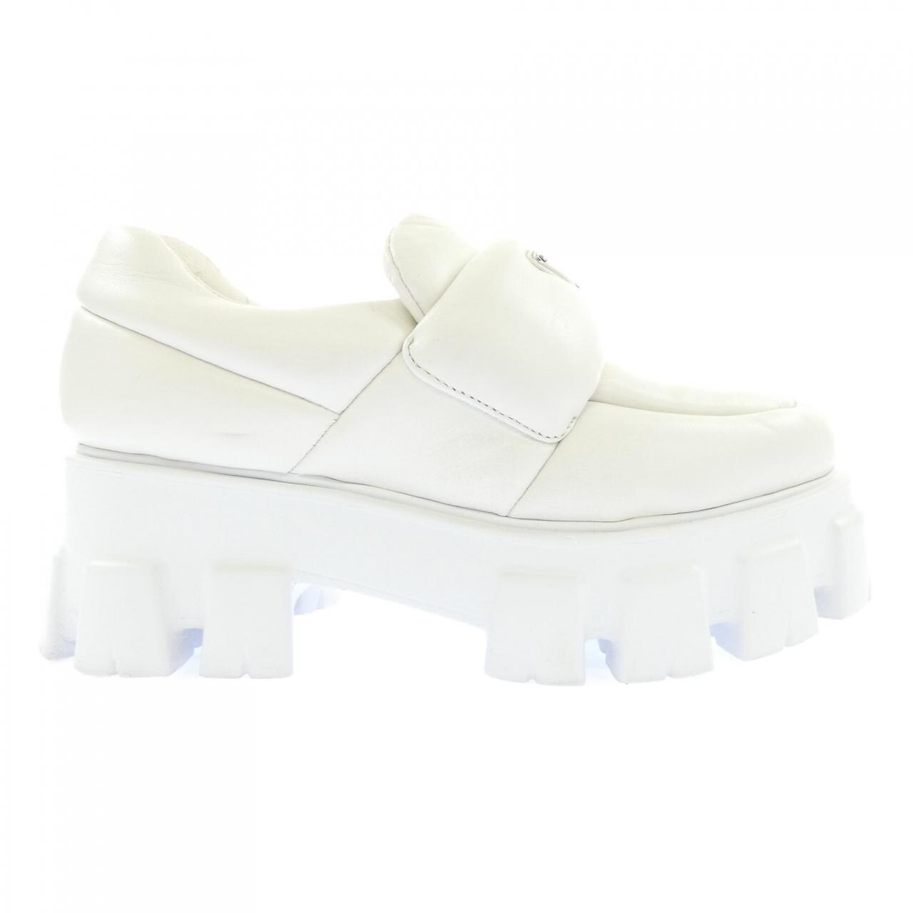 プラダ PRADA ソフトパデッド  トライアングルロゴ 1D125N シューズ