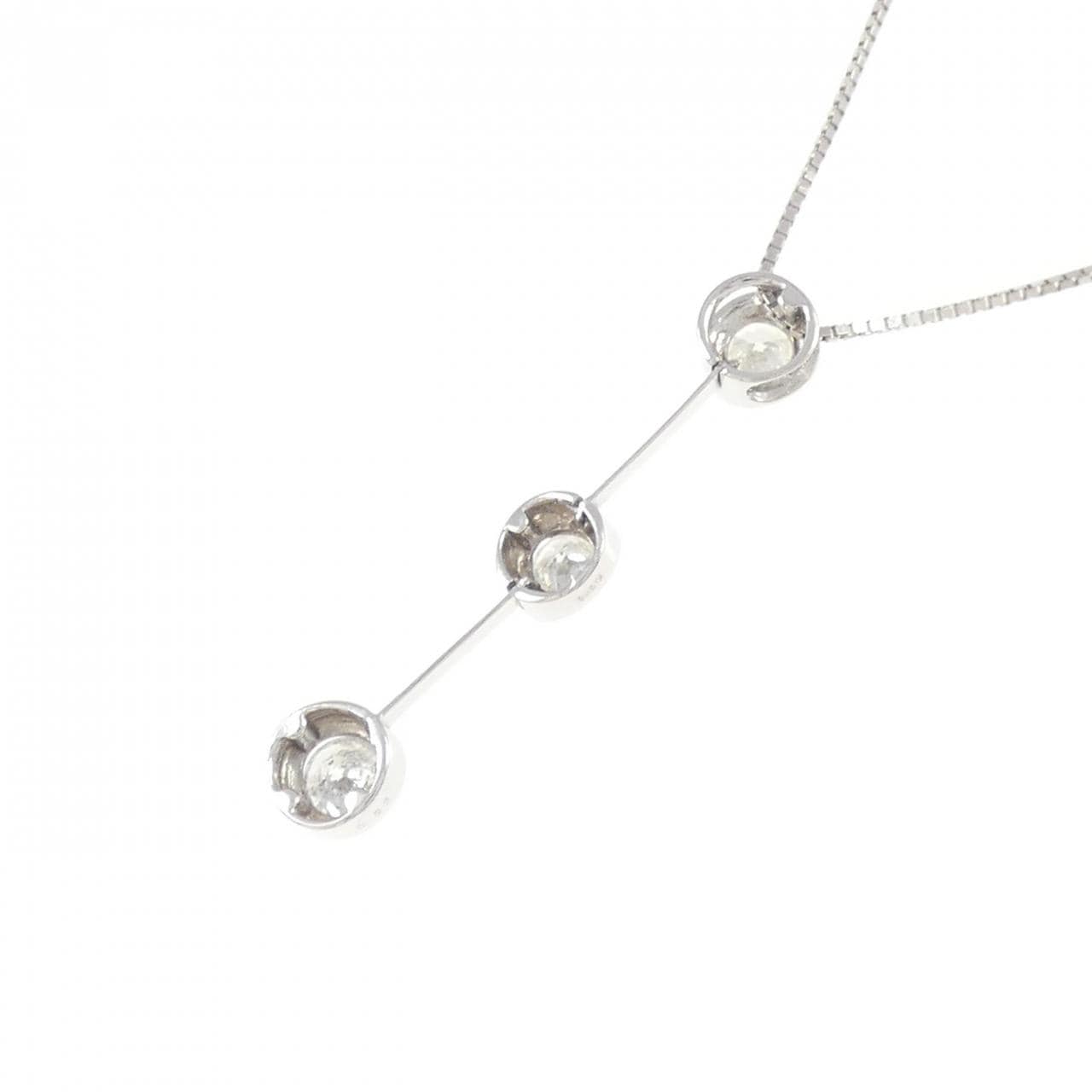 K18WG three stone Diamond necklace 0.50CT