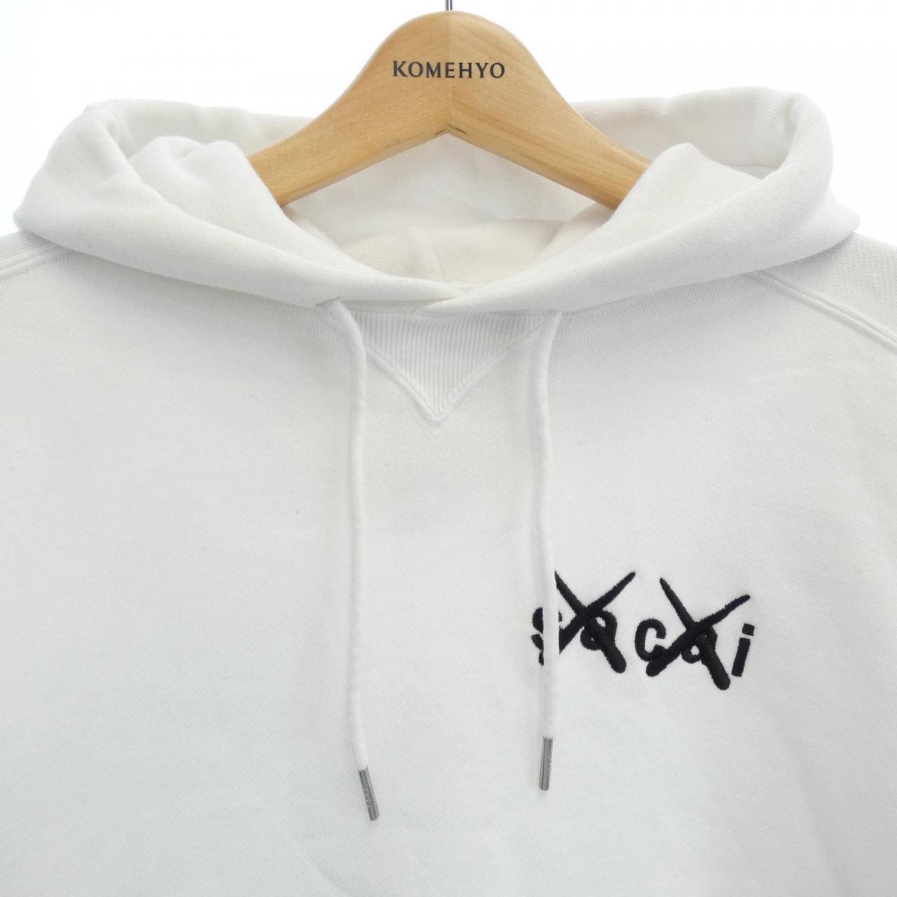 サカイ SACAI KAWS 21-0283S UNISEX パーカー