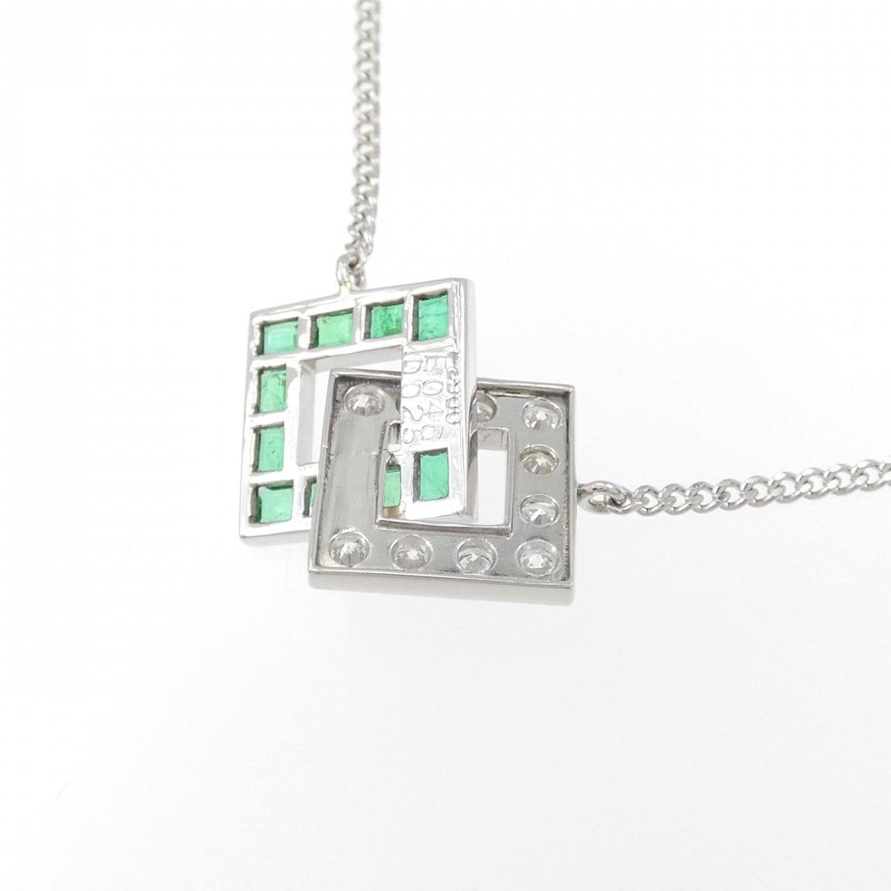 PT900/PT850祖母绿项链0.46CT