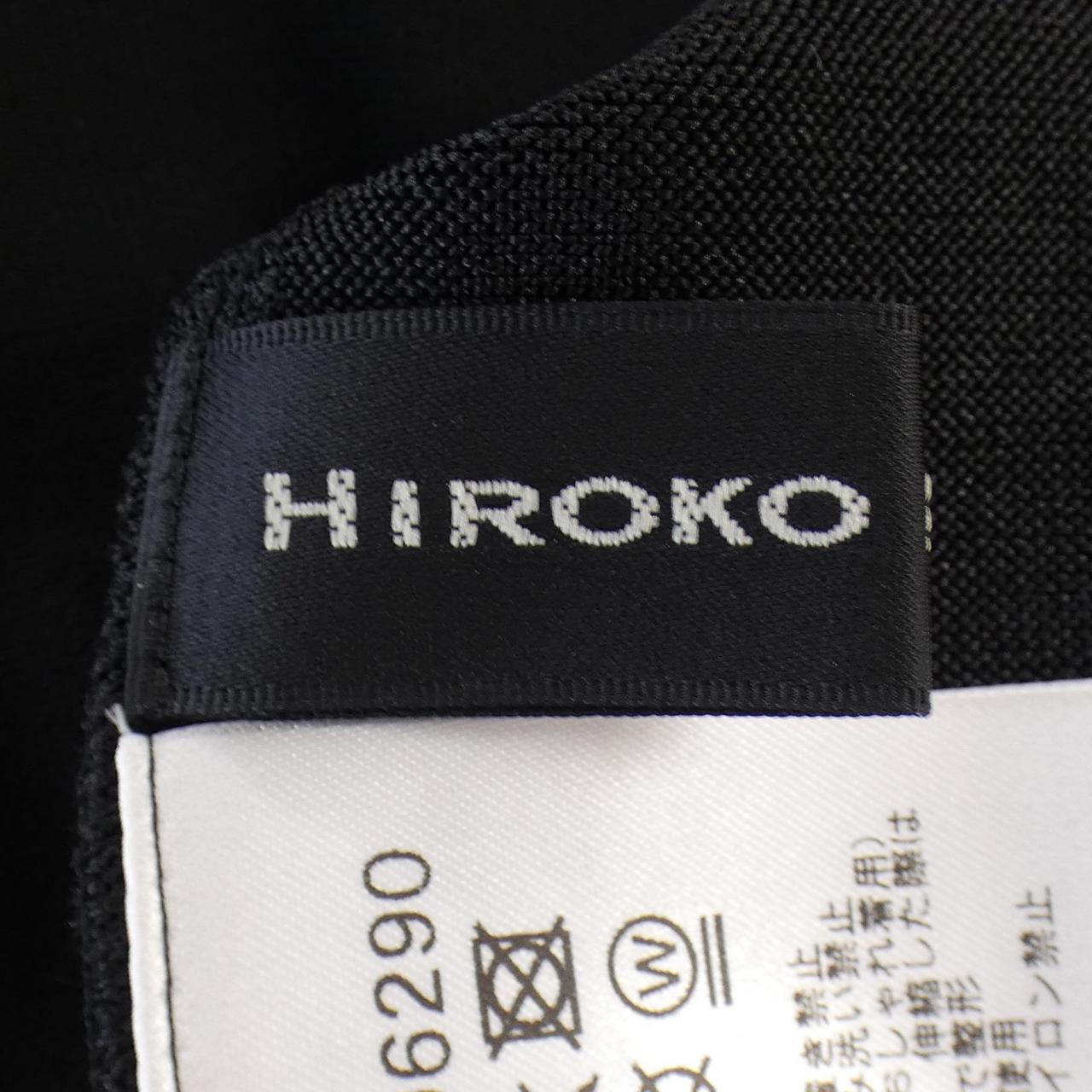 ヒロココシノ HIROKO KOSHINO トップス