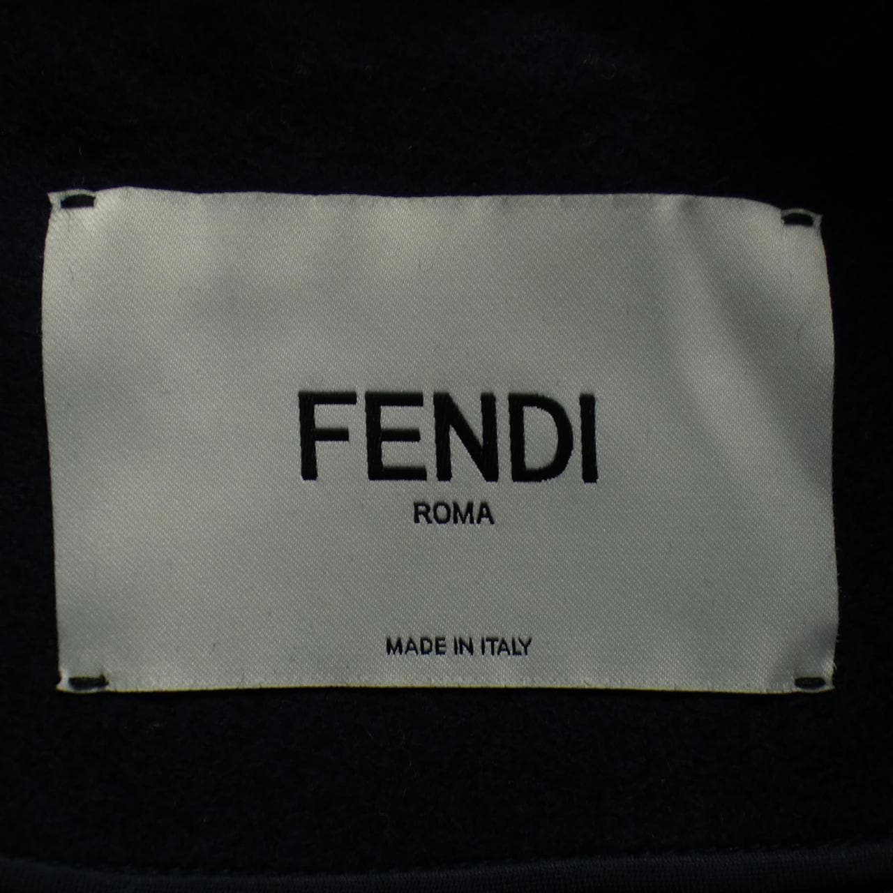 フェンディ FENDI FJ7235 AJ0K ジャケット