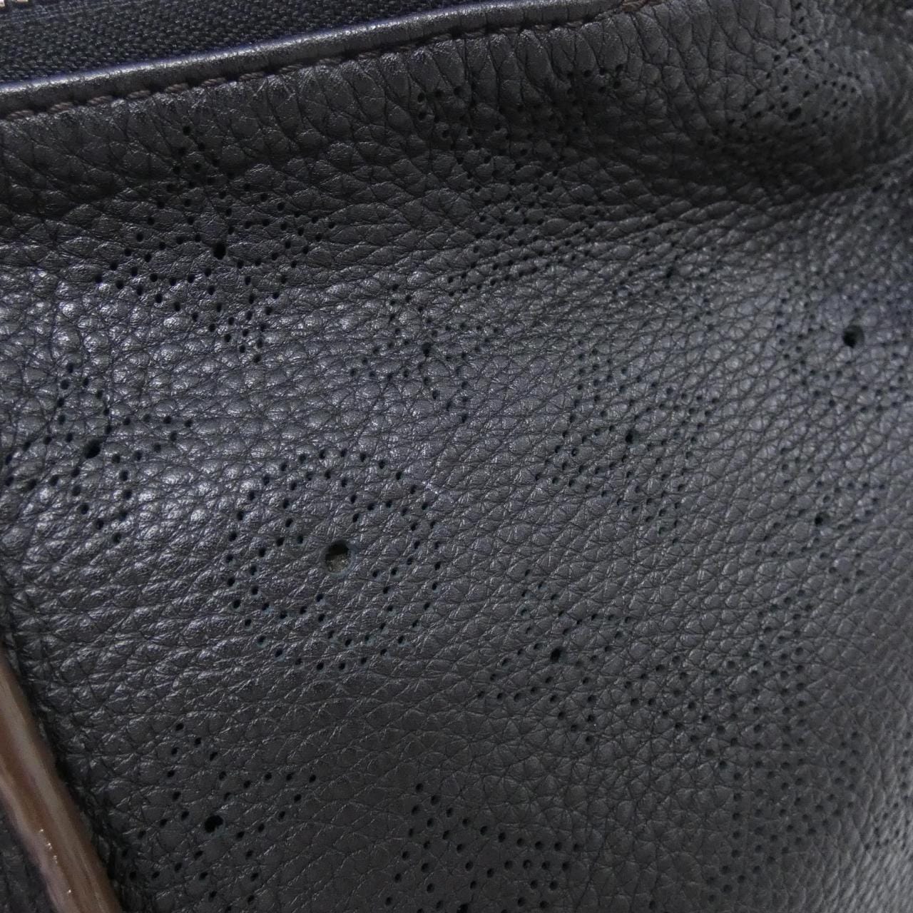 ルイヴィトン マヒナ セレネ PM M94314 ショルダーバッグ