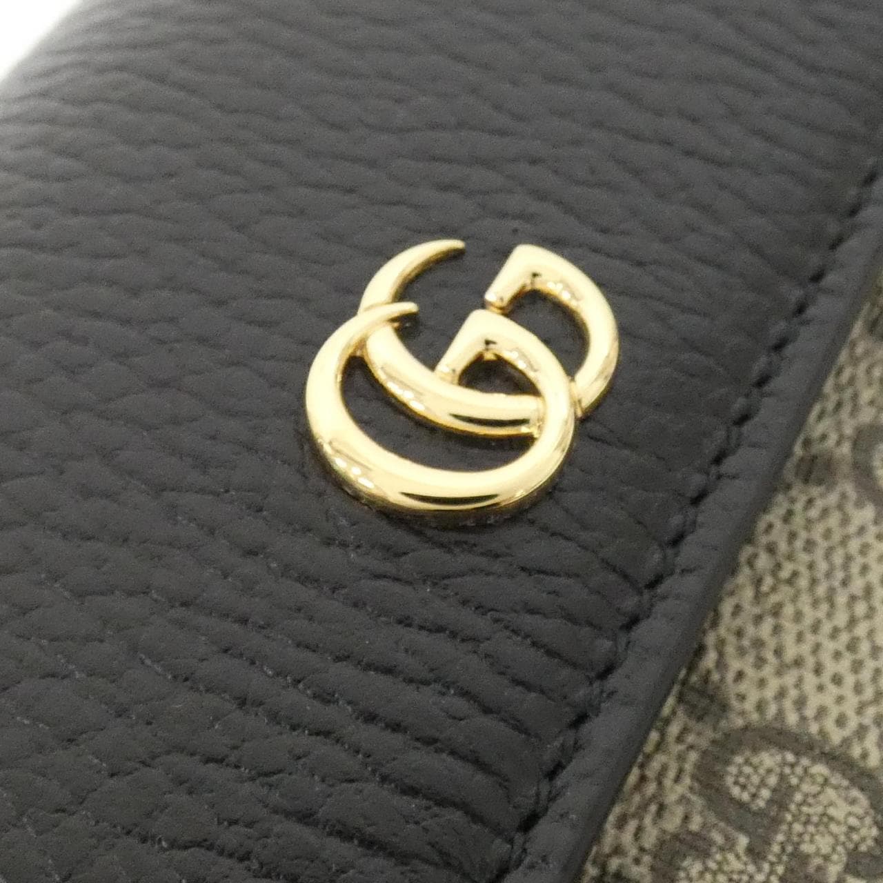 【新品】グッチ GG MARMONT 456116 17WAG 財布