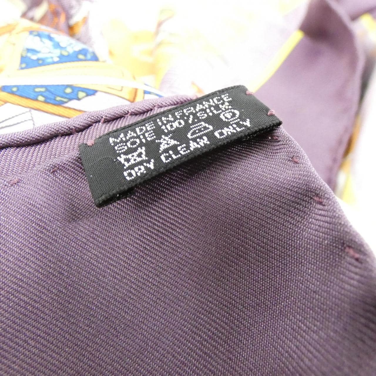 エルメス UN SIECLE DE COURSES A DEAUVILLE カレ スカーフ