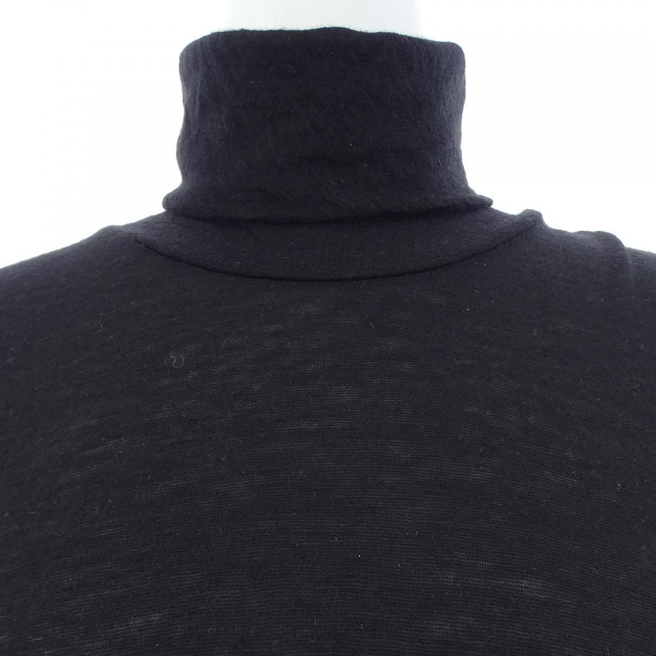 FIRO BIANCOUNO トップス