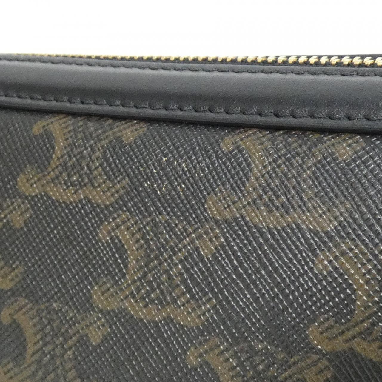 セリーヌ 10D502BTB ポーチ