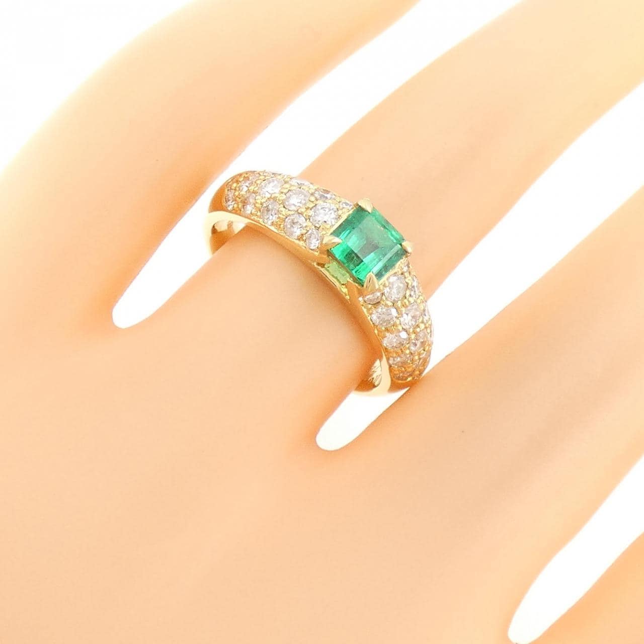 K18YG Emerald Ring 0.62CT