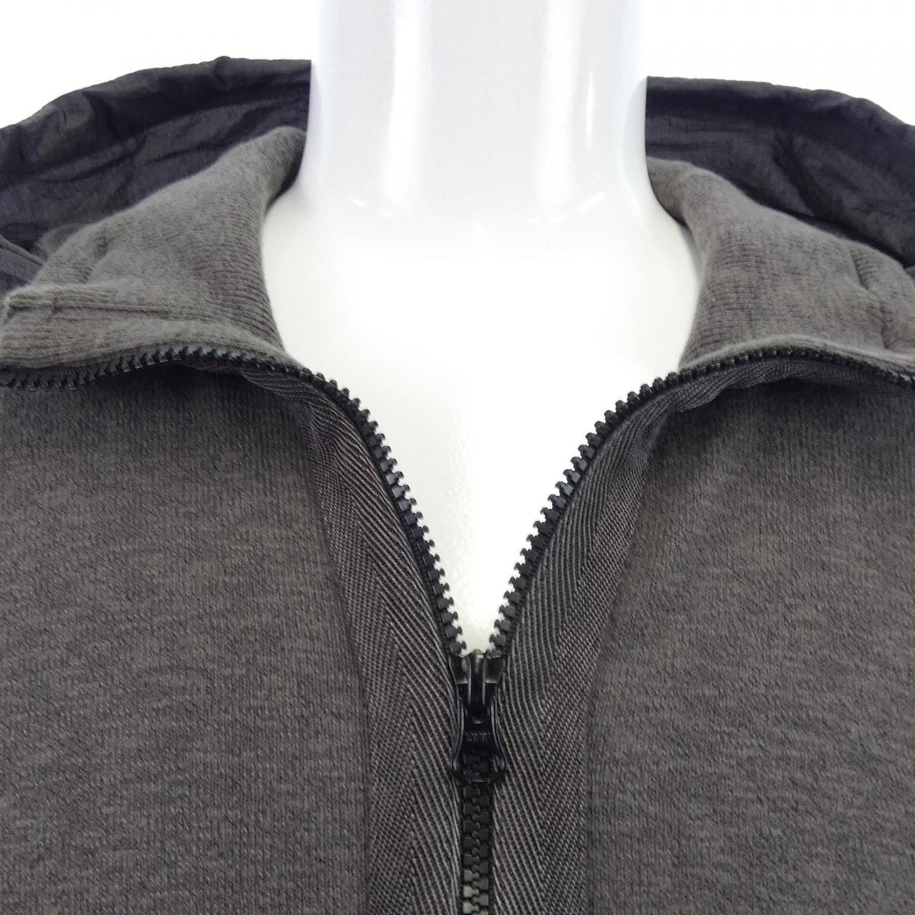 ストーンアイランド STONE ISLAND 7015518B0 パーカー