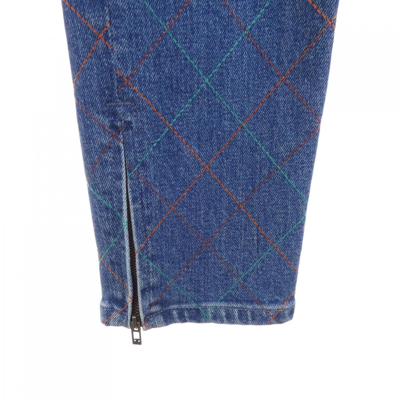 シャネル CHANEL P56769V43110 ジーンズ