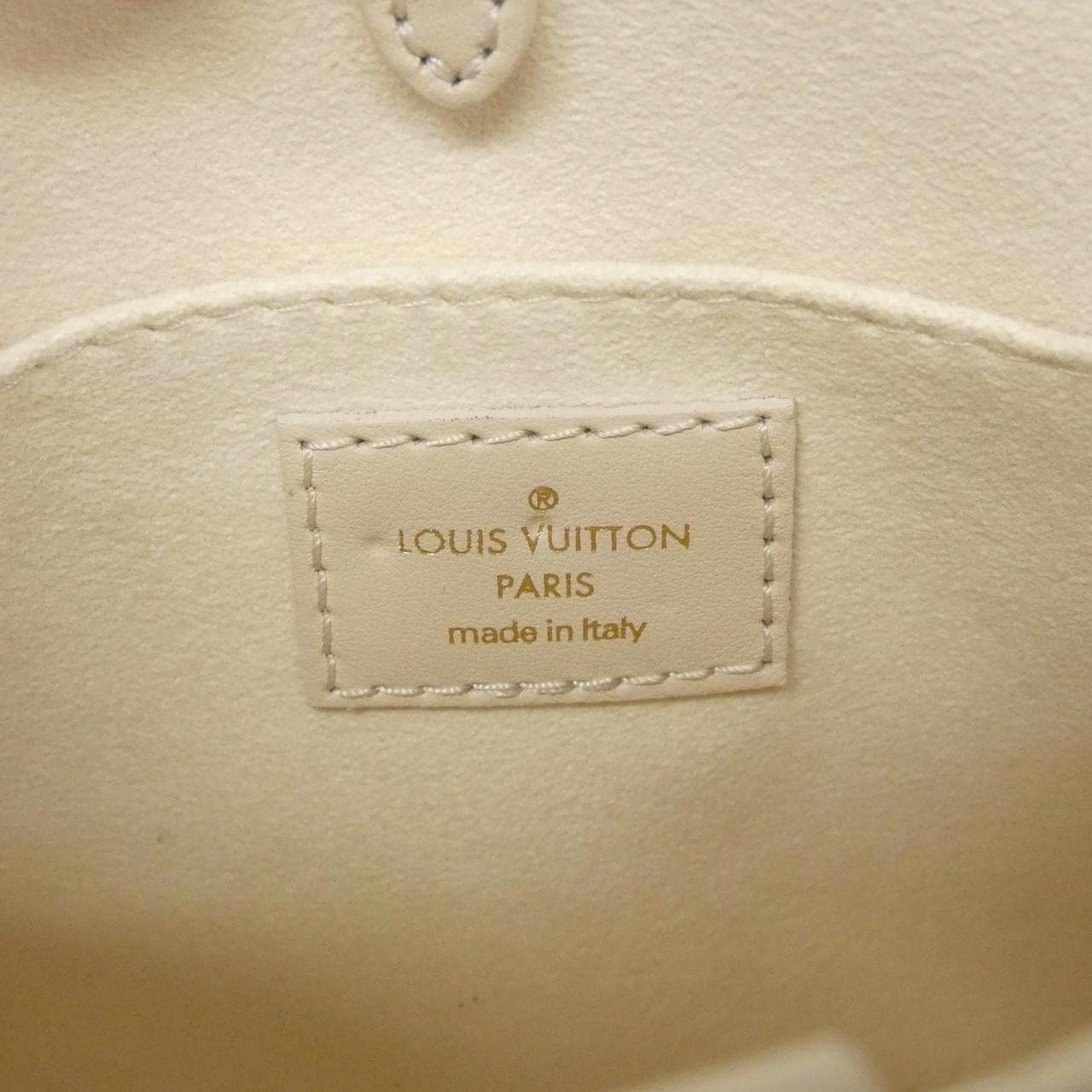 LOUIS VUITTON Monogram Empreinte On The Go BB M47115 包