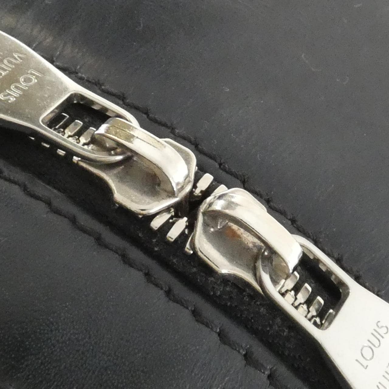 ルイヴィトン モノグラム マカサー ジョッシュ M45349 リュックサック