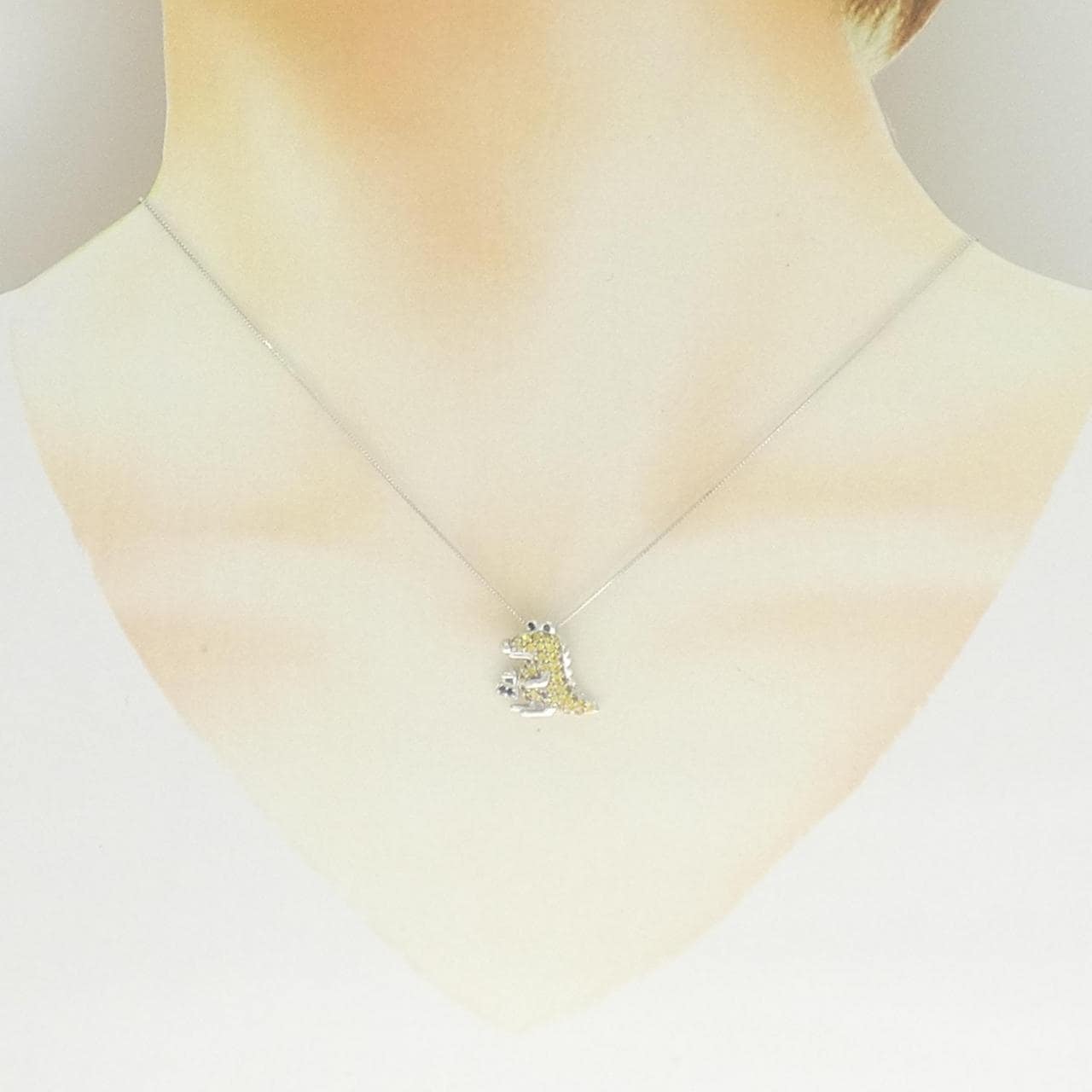 K18WG サファイヤ ネックレス 0.55CT
