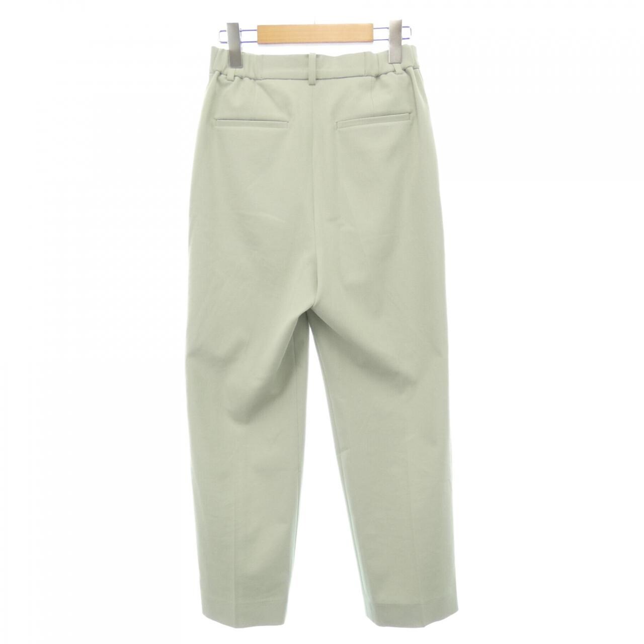アクアスキュータム Aquascutum パンツ