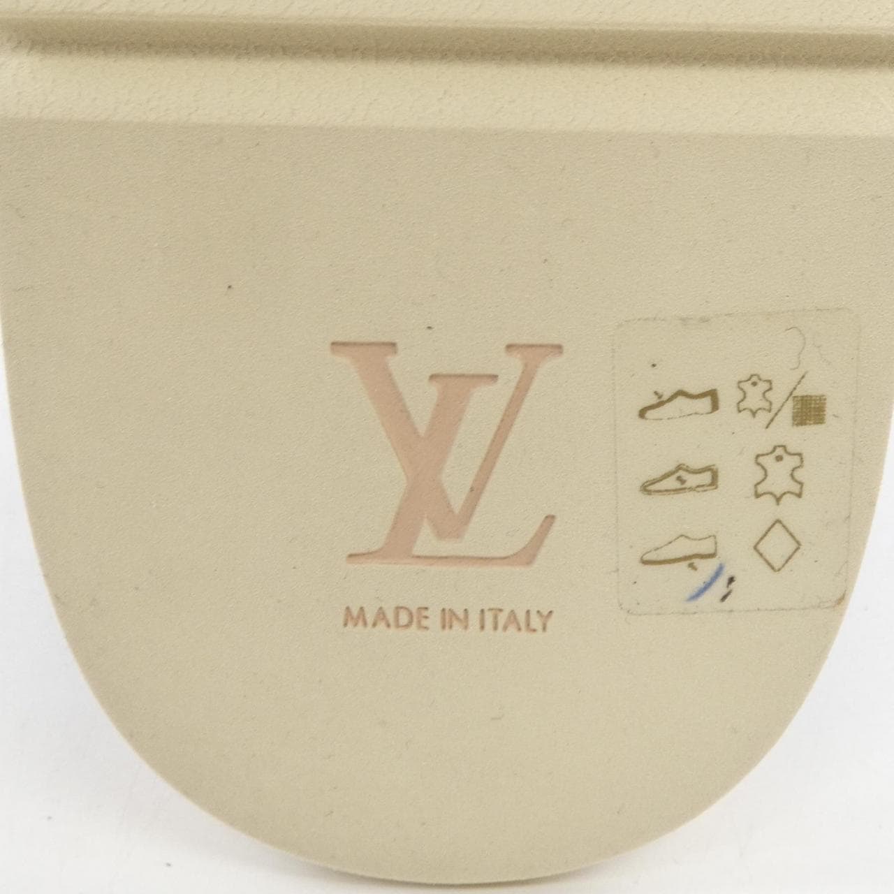 ルイヴィトン LOUIS VUITTON LVコージーライン　NIGO ブーツ