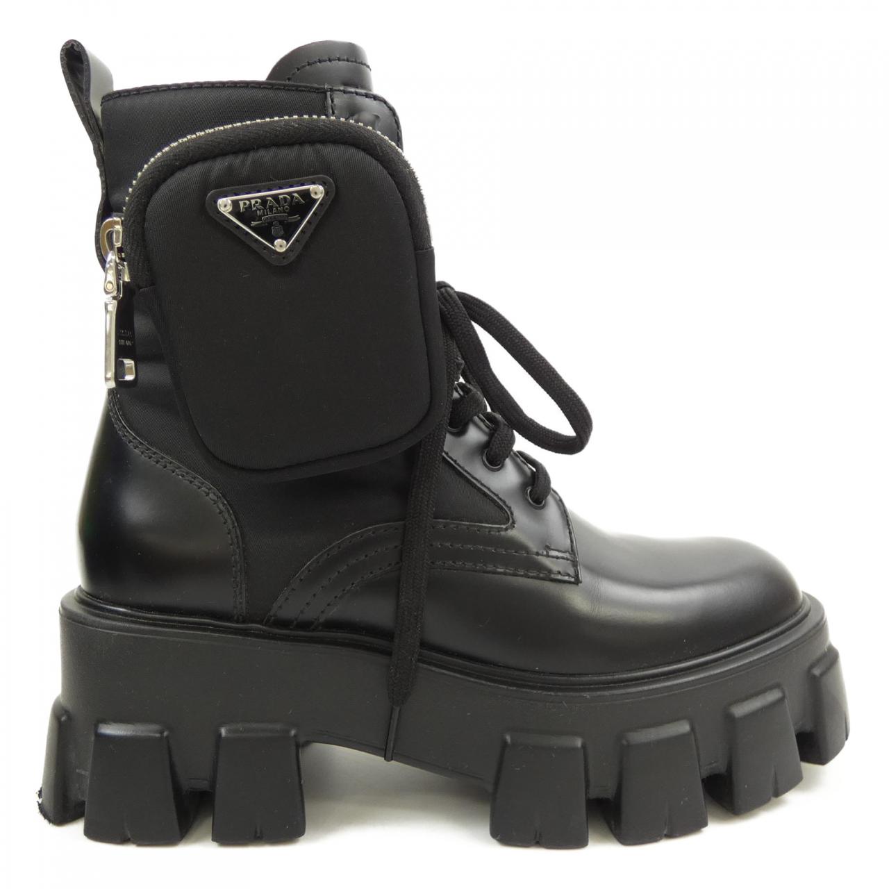 プラダ PRADA モノリス トライアングルロゴ 1T255M ブーツ
