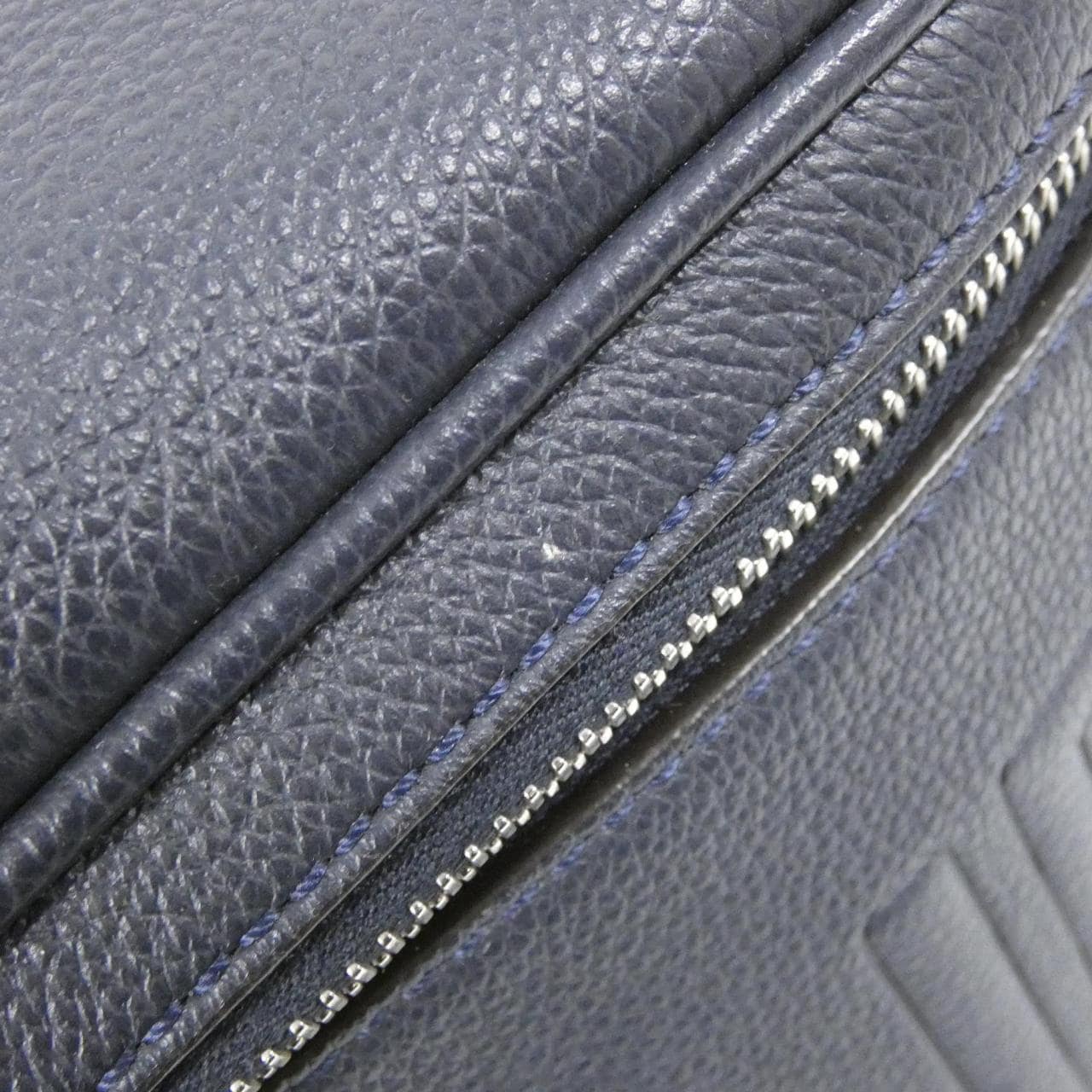 フェンディ FENDI シャドー ダイアゴナル 7VA562 AMAC ショルダーバッグ