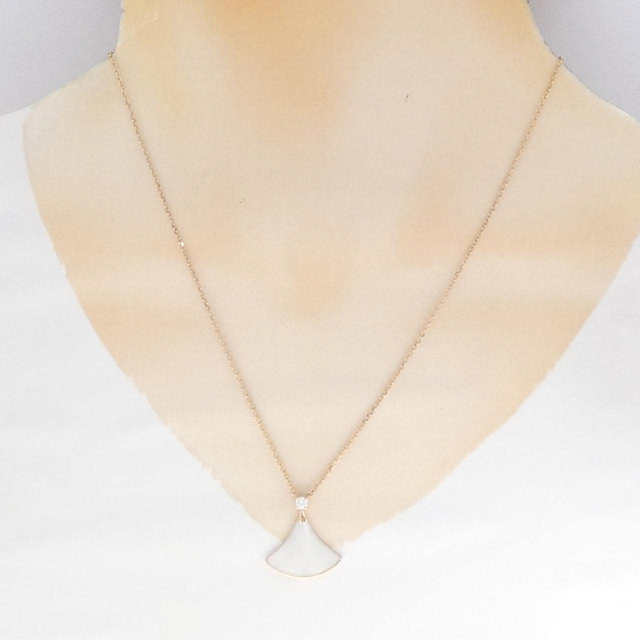 ブルガリ ディーヴァ ドリーム ネックレス