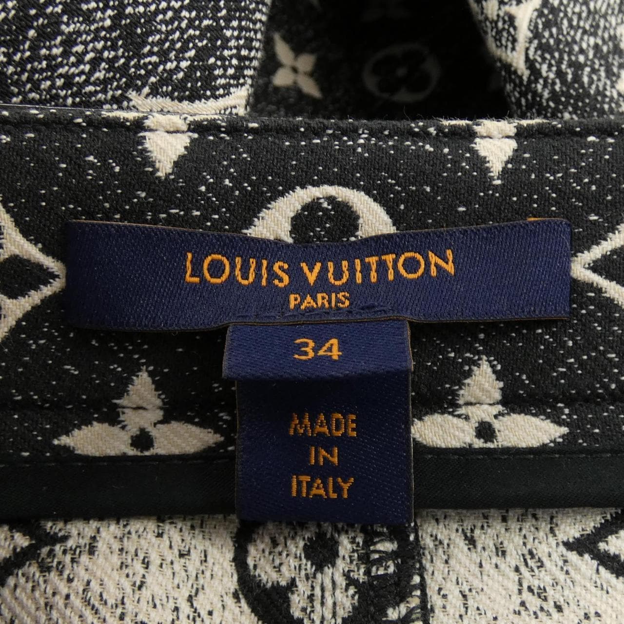 LOUIS VUITTON路易威登短裙