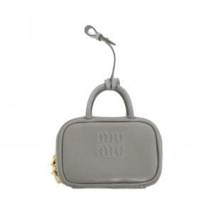 ミュウミュウ 5NR036 バッグチャーム