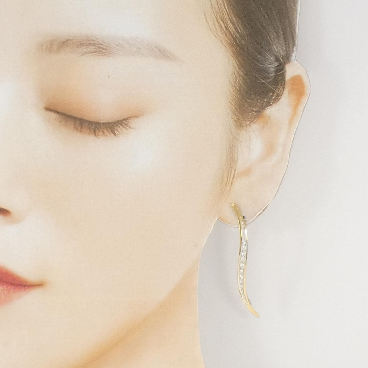 K18YG/K18WG ダイヤモンド ピアス