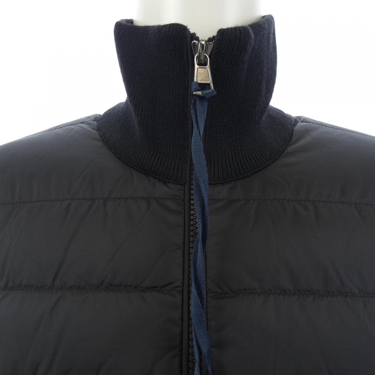 【新品】モンクレール MONCLER ダウンジャケット