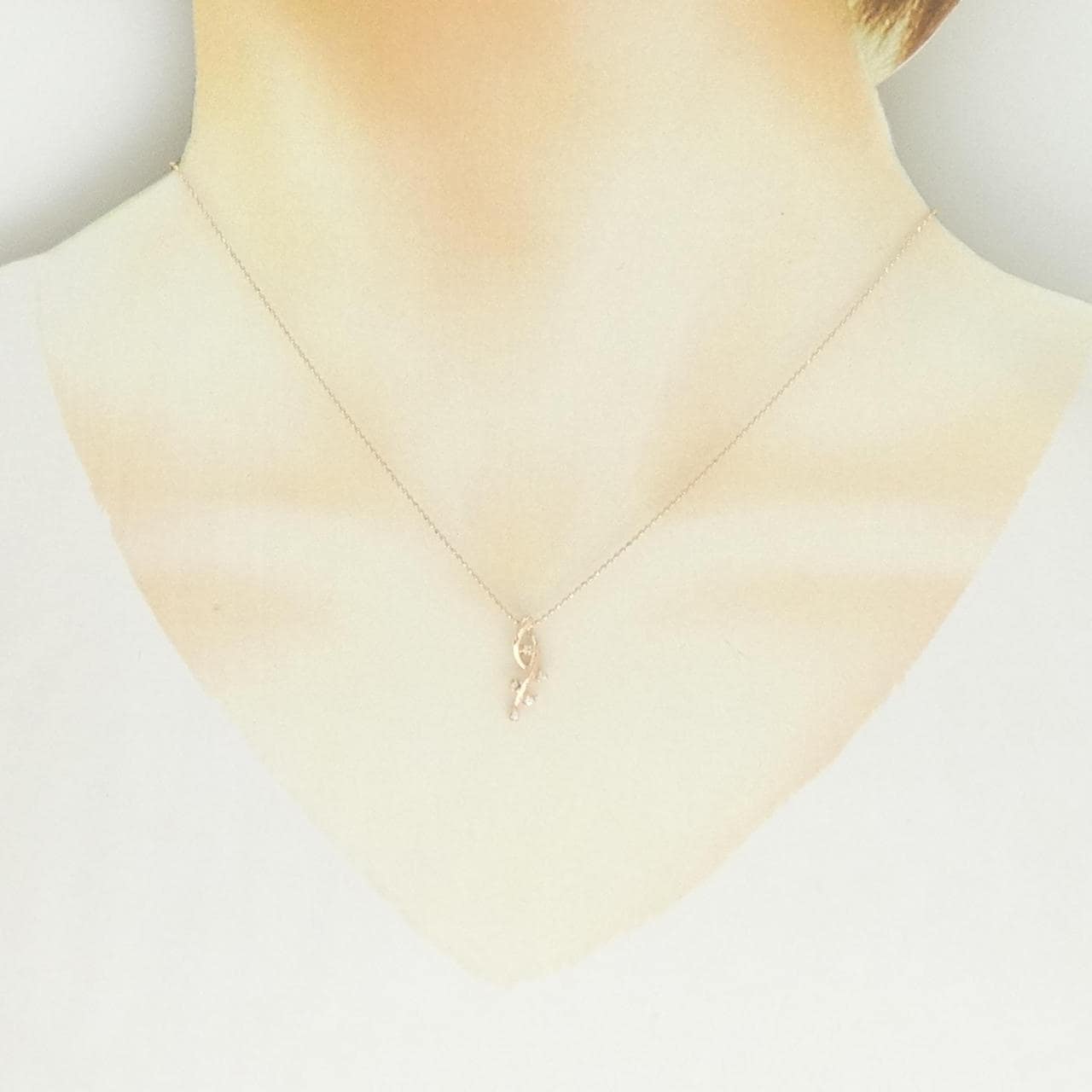 K10PG ホワイトサファイヤ ネックレス 0.08CT