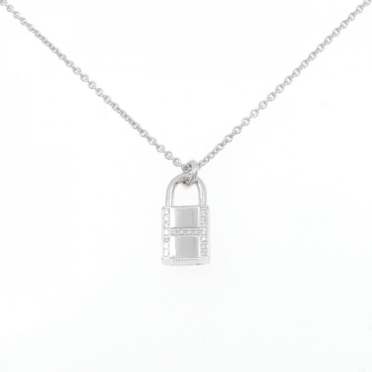 HERMES amulettes cadena necklace