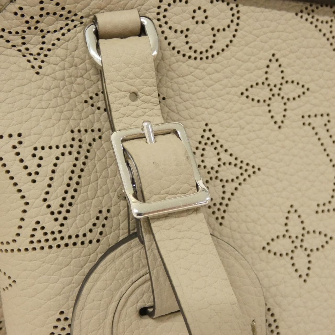 LOUIS VUITTON Mahina Hand It All PM M24255 肩背包