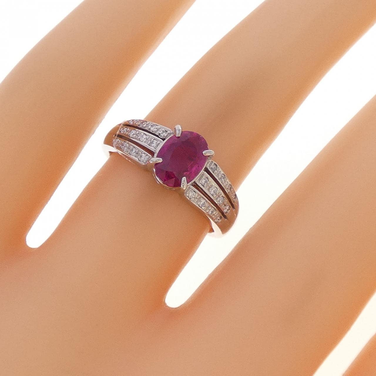 PT900 ルビー リング 0.81CT