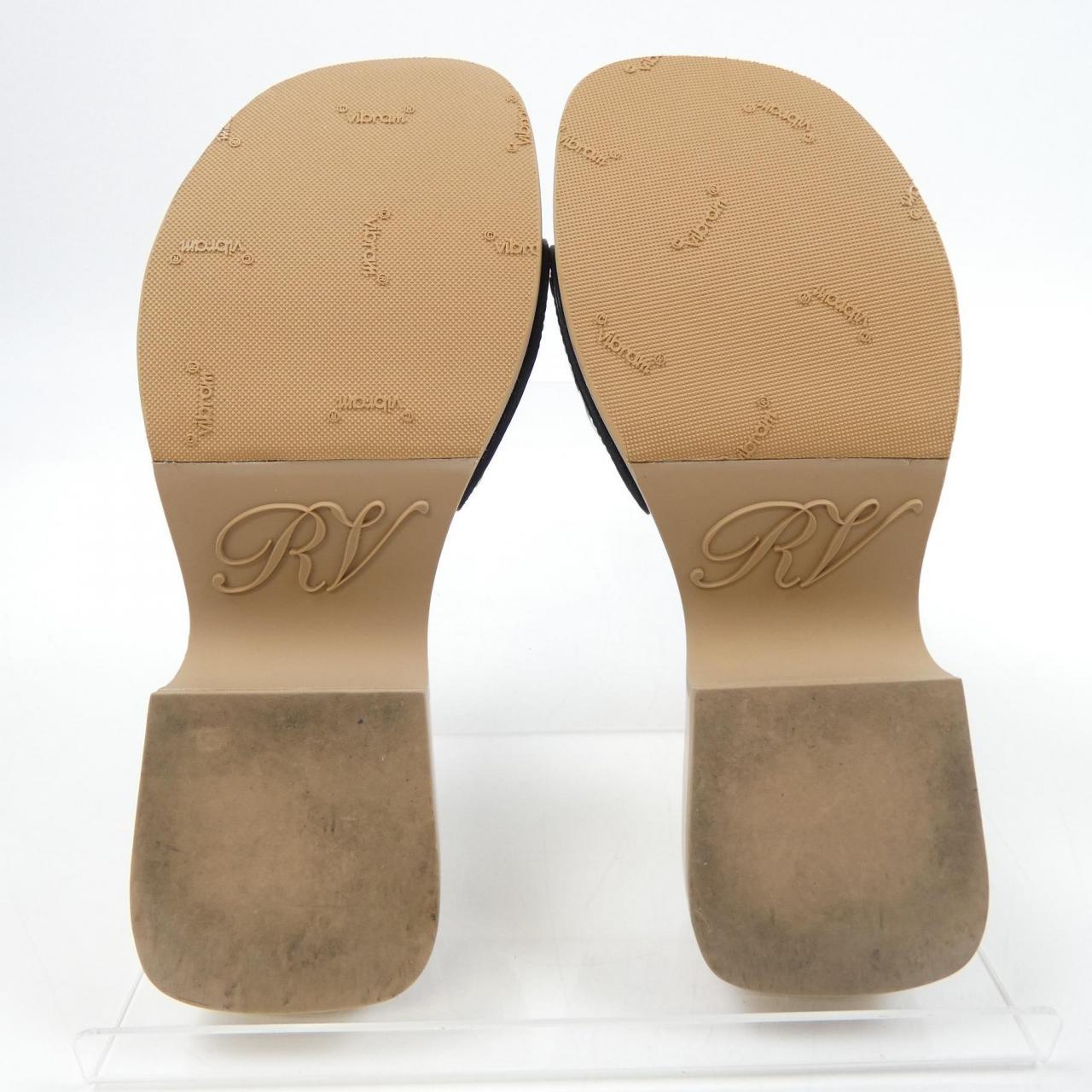 ロジェヴィヴィエ ROGER VIVIER サンダル
