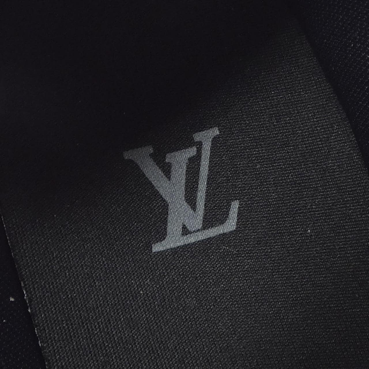 ルイヴィトン LOUIS VUITTON スニーカー