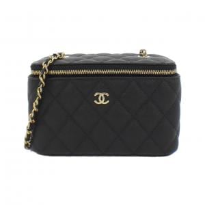 CHANEL shoulder bag