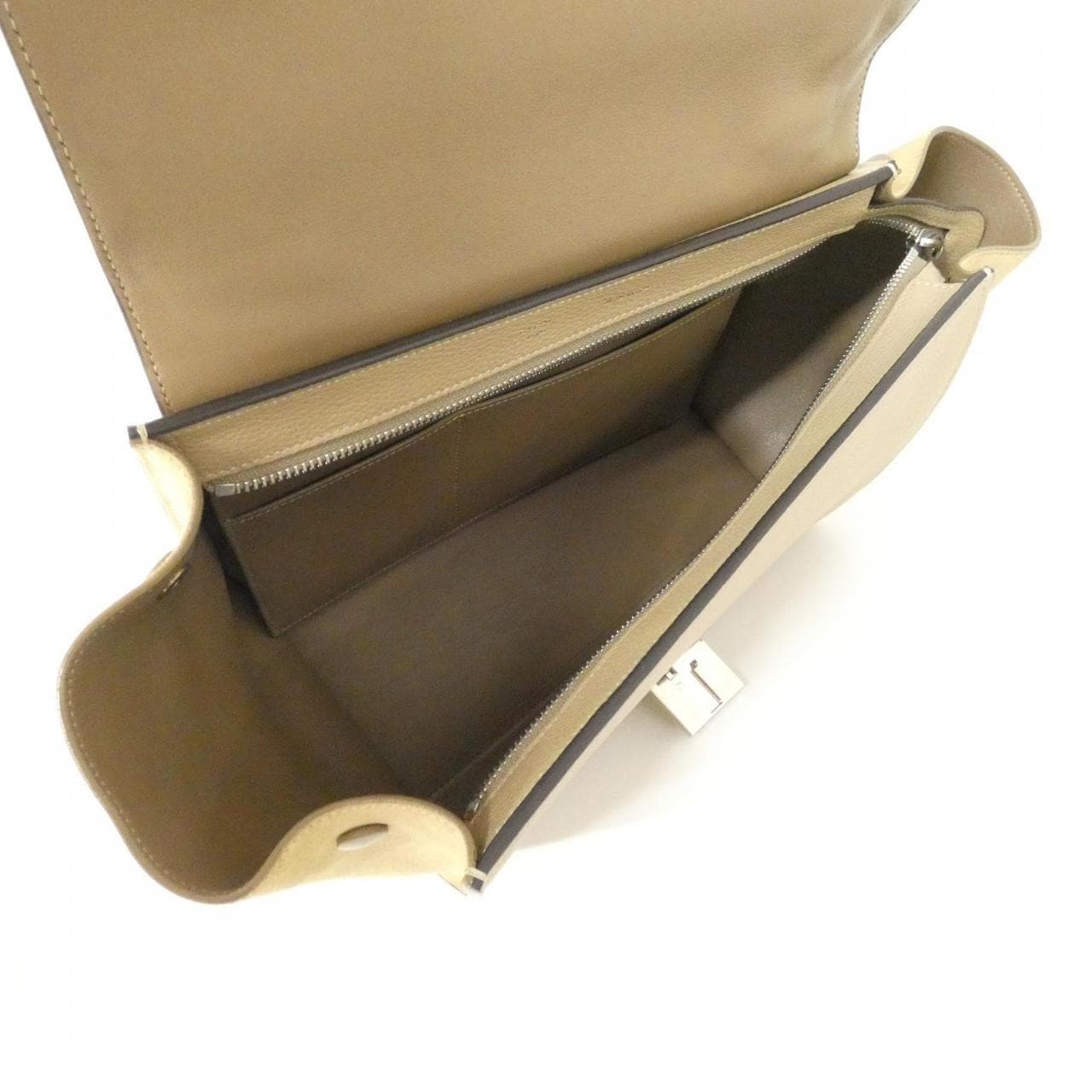 セリーヌ スモール トラペーズ 174683MDB バッグ