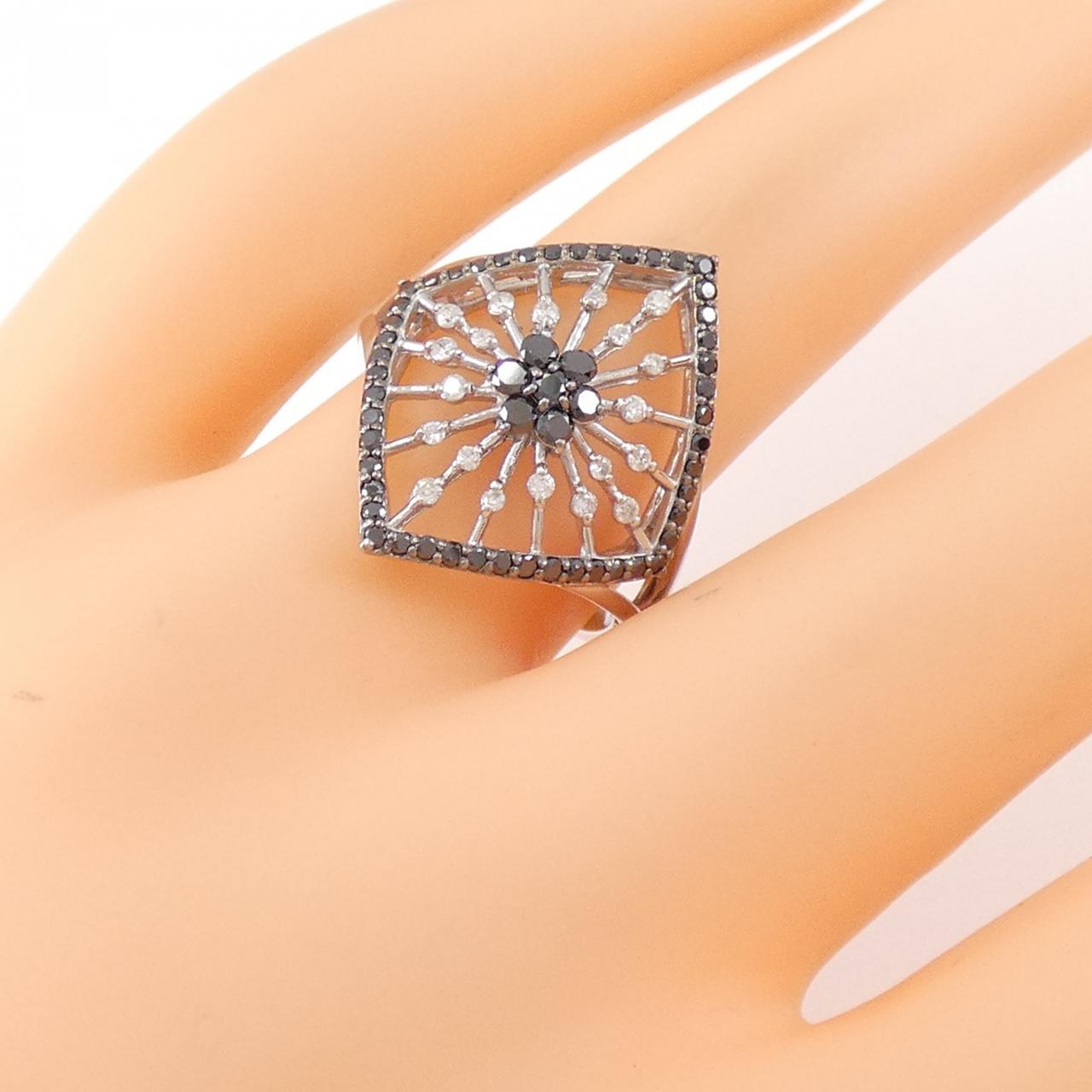K18WG/K18BG フラワー ダイヤモンド リング 0.50CT