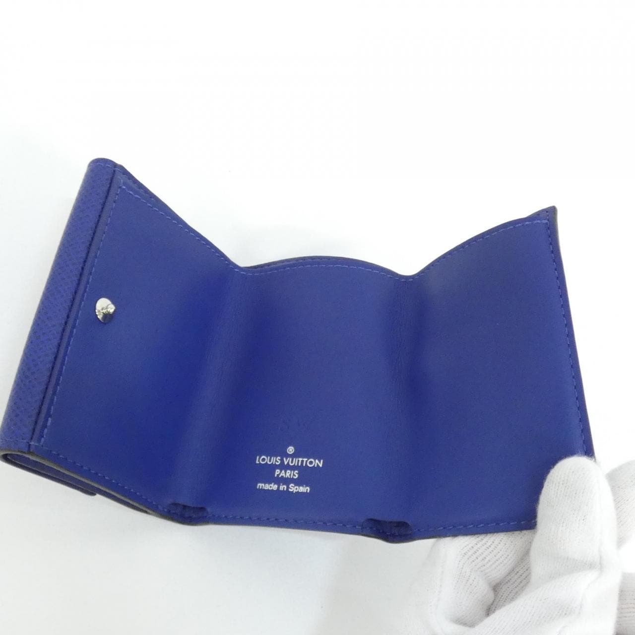 ルイヴィトン タイガ ラマ ディスカバリー コンパクト ウォレット M67620 財布