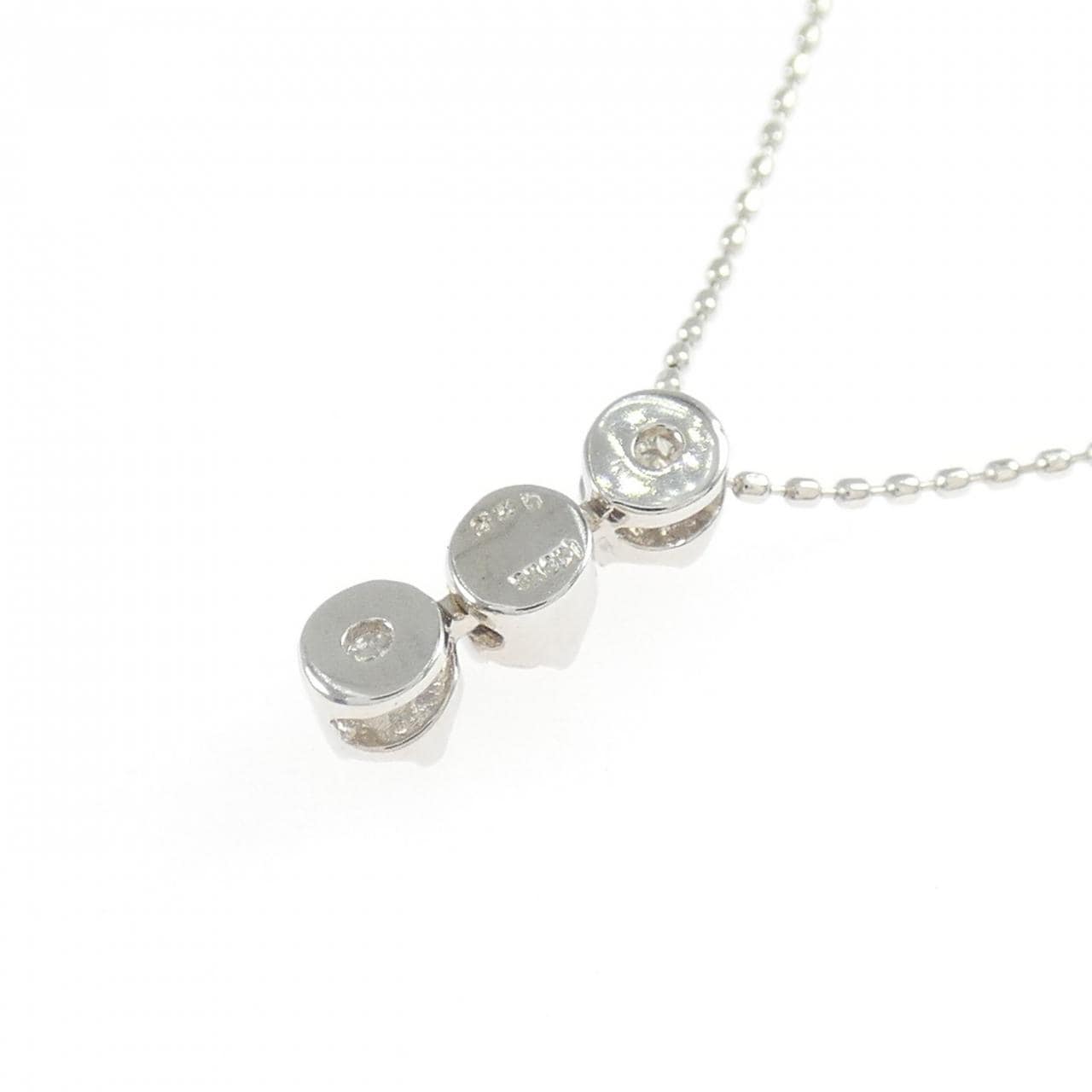 K18WG スリーストーン ダイヤモンド ネックレス 0.25CT