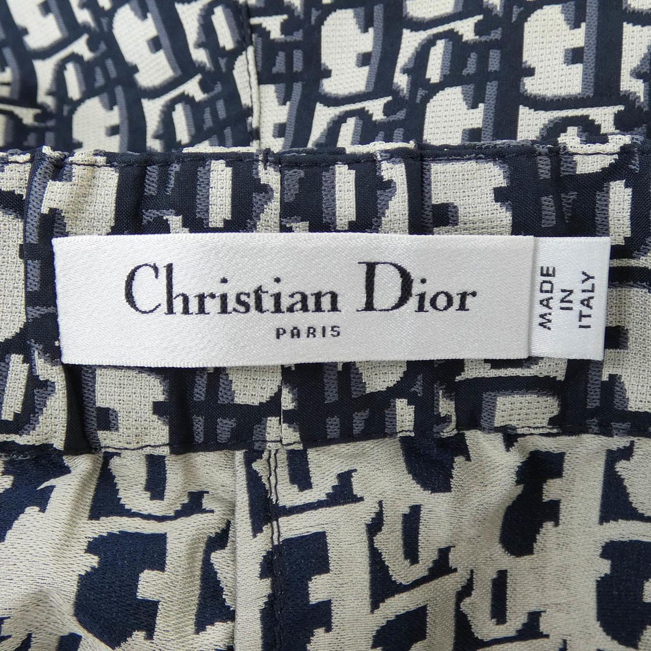 クリスチャンディオール CHRISTIAN DIOR ディオールオブリークテクニカルタフタジャカード 357P15A2970 ショートパンツ