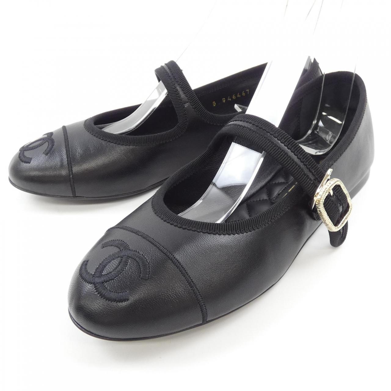 シャネル CHANEL フラットシューズ