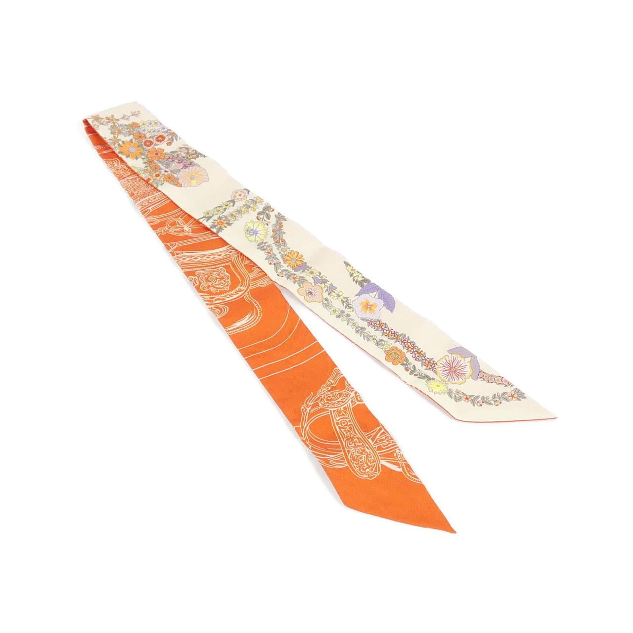 エルメス BRIDES DE GALA EN FLEURS ツイリー 064220S スカーフ